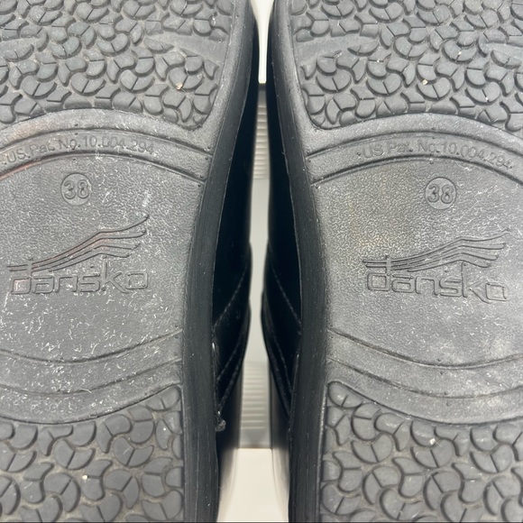 I’ve never worn! Dansko Professional XP 2.0 Clogs Matte Black Size 38 - Picture 12 of 13